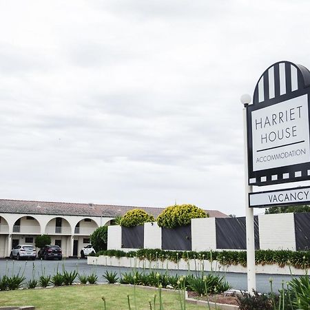Harriet House Tumut Motel Exterior photo